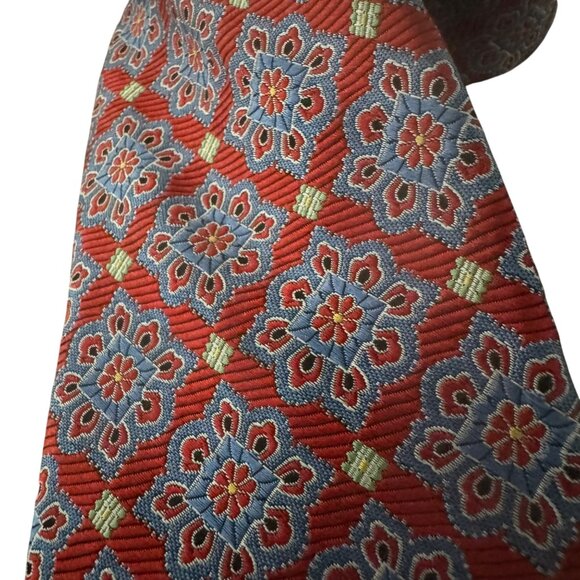 Jos A Bank Reserve Mens 100% Silk Floral Medallion Necktie Red Blue - Picture 2 of 7